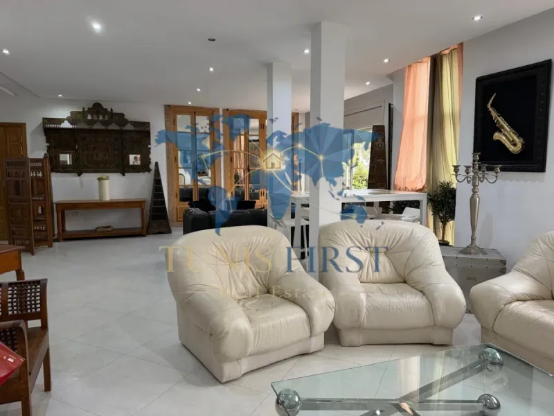 A Louer Étage Villa S3 Meublé à La Marsa — Marsa ville