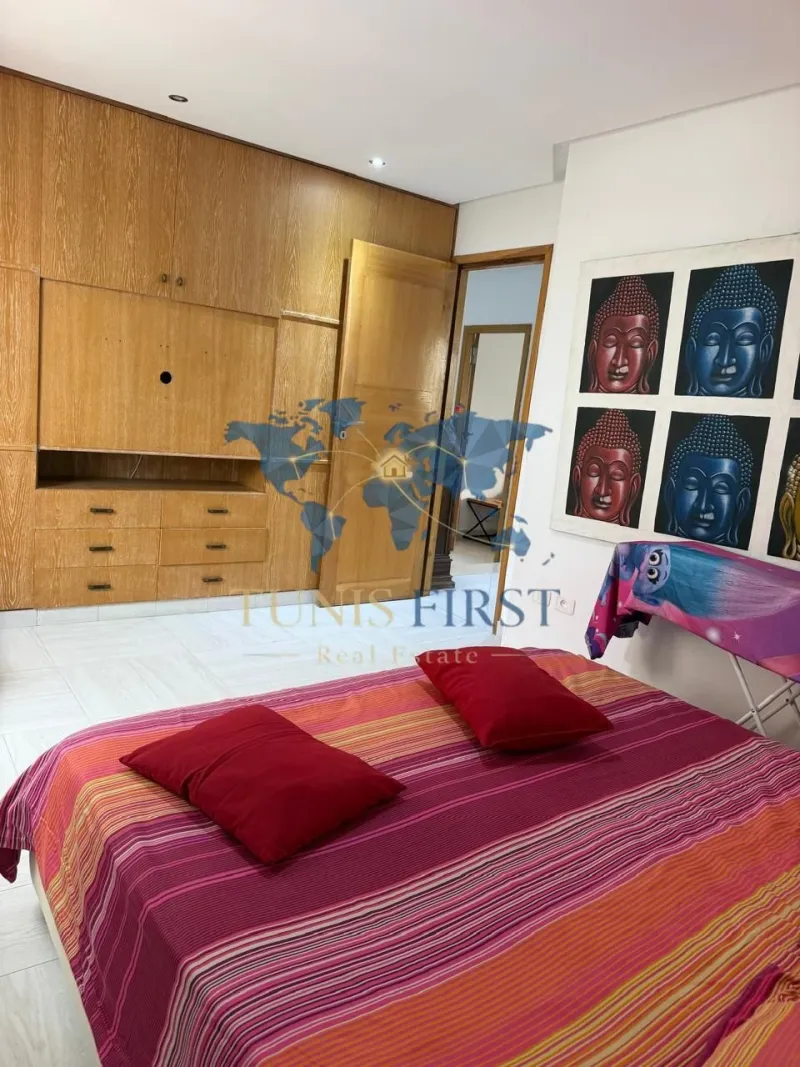 A Louer Étage Villa S3 Meublé à La Marsa — Marsa ville