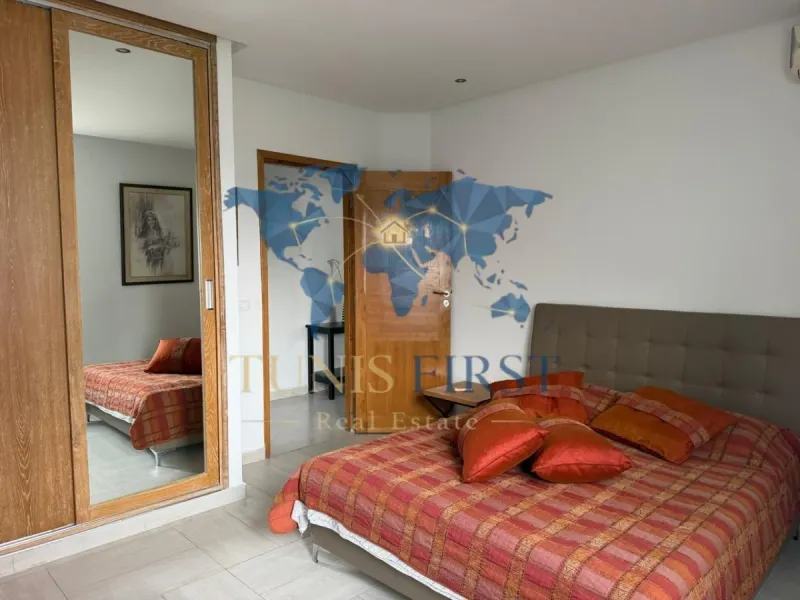 A Louer Étage Villa S3 Meublé à La Marsa — Marsa ville