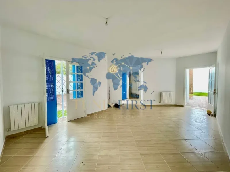 A louer Duplex avec piscine à Cité El Khalil — Cite El Khalil