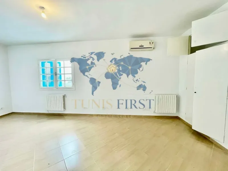 A louer Duplex avec piscine à Cité El Khalil — Cite El Khalil