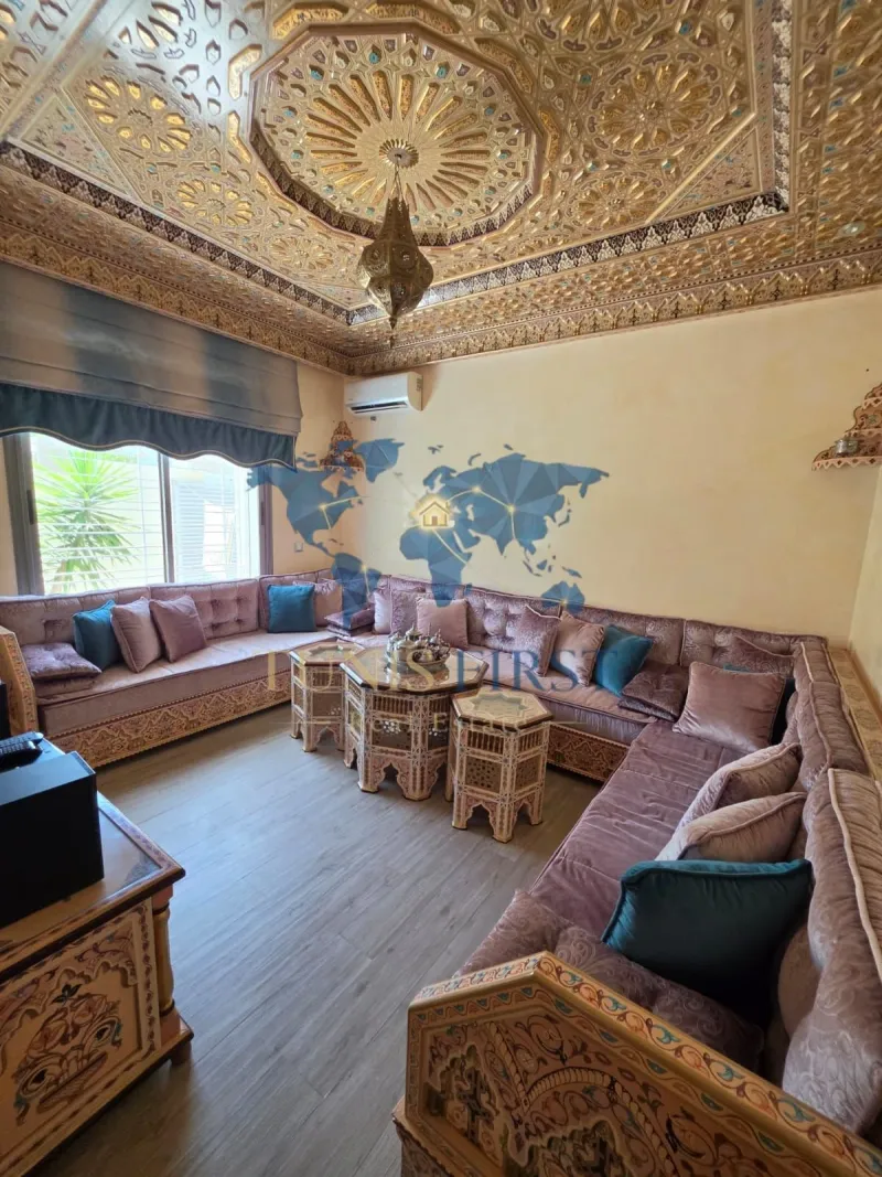 A Louer Grandiose Villa avec piscine Meublé à La Marsa — Marsa Ennassim