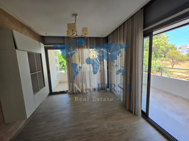 A Louer Grandiose Villa avec piscine Meublé à La Marsa — Marsa Ennassim