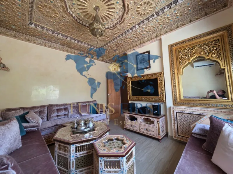 A Louer Grandiose Villa avec piscine Meublé à La Marsa — Marsa Ennassim