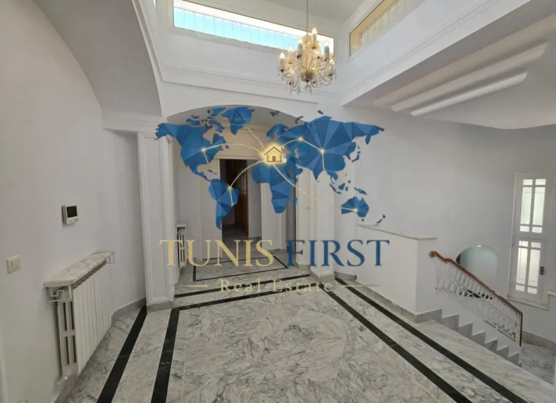 A Louer magnifique Villa à cité les pins — Cité les pins - El Maalaga