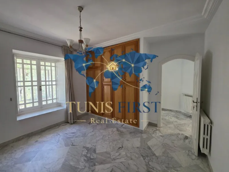A Louer magnifique Villa à cité les pins — Cité les pins - El Maalaga