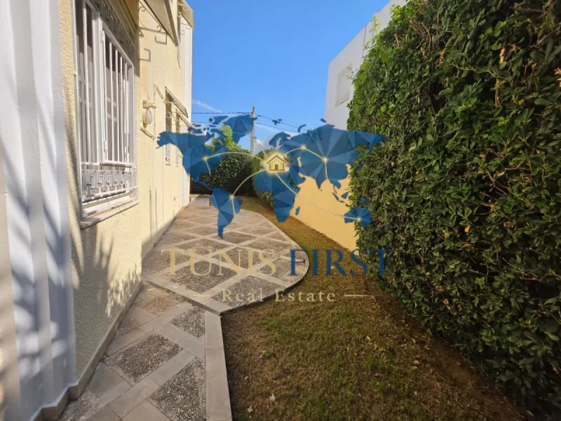 A Louer magnifique Villa à cité les pins — Cité les pins - El Maalaga