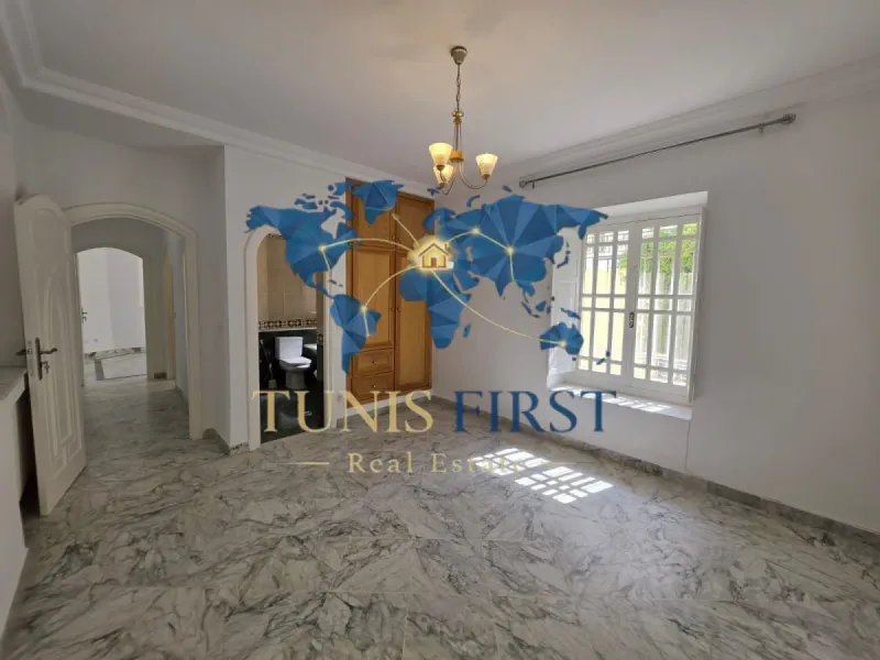 A Louer magnifique Villa à cité les pins — Cité les pins - El Maalaga