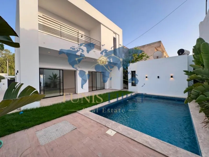 A Louer Luxueuse Villa avec piscine à Carthage — Cartage Byrsa