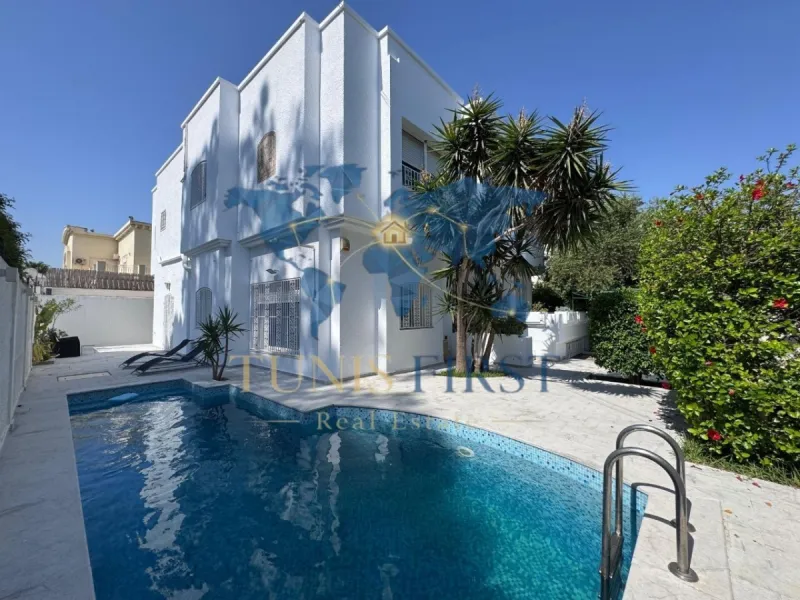 A Louer Coquette Villa avec piscine à Carthage Salambo