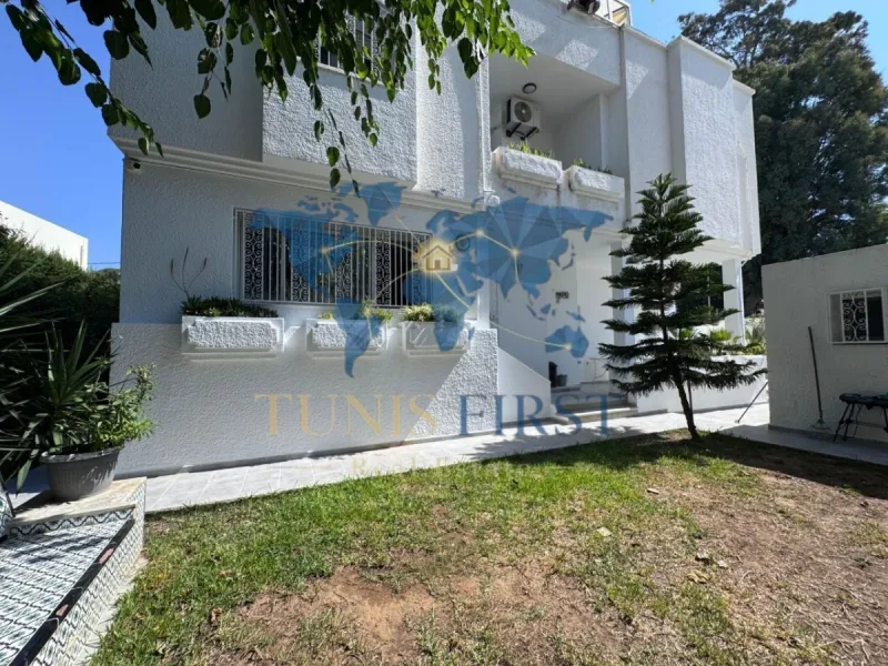 A Louer Coquette Villa avec piscine à Carthage Salambo — Carthage