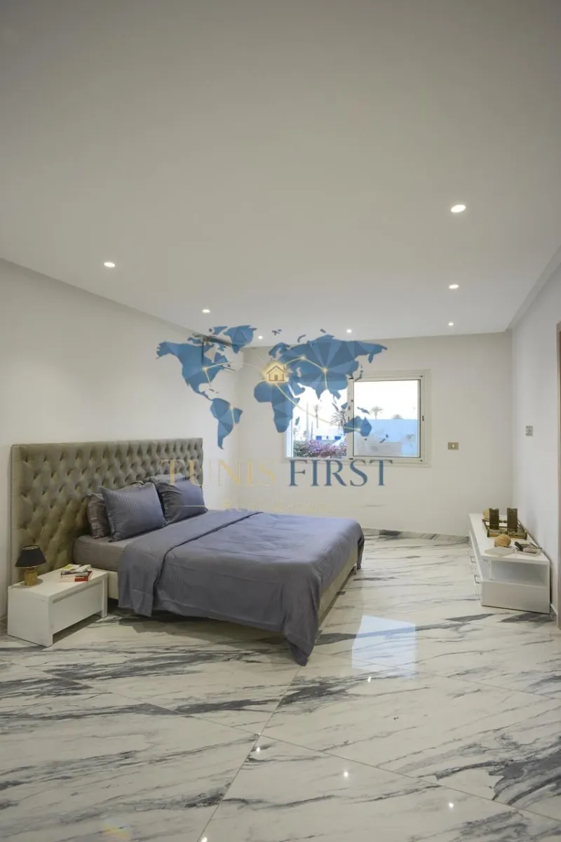 À vendre Deux villas indépendantes pieds dans l’eau à Kerkennah — Cite El Moustakbel (La Marsa)