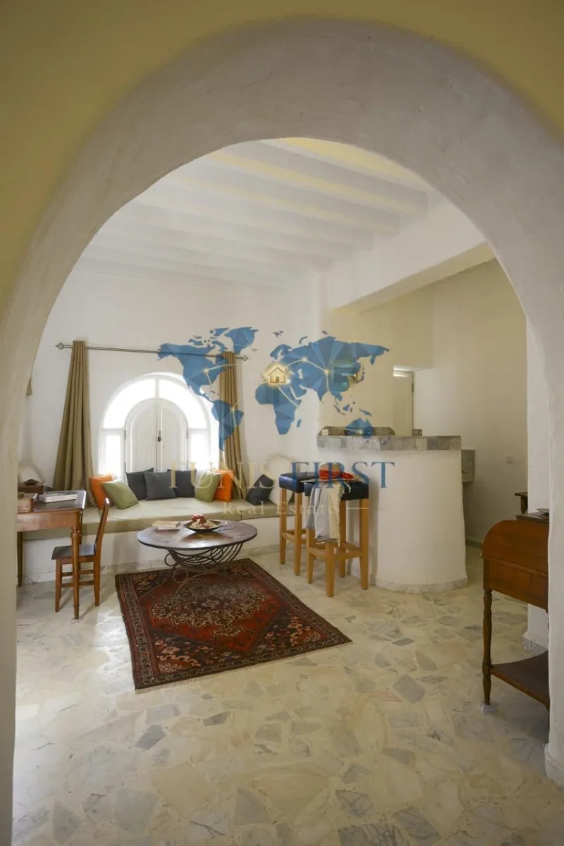 À vendre Deux villas indépendantes pieds dans l’eau à Kerkennah — Cite El Moustakbel (La Marsa)