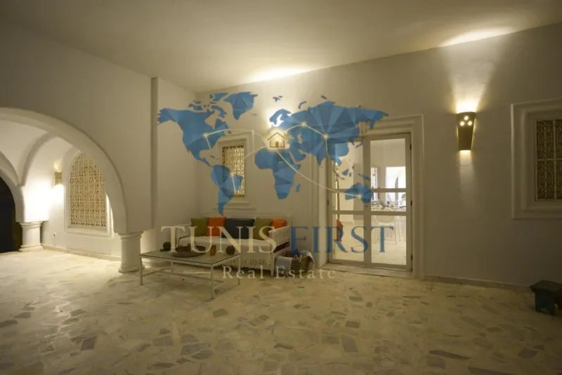 À vendre Deux villas indépendantes pieds dans l’eau à Kerkennah — Cite El Moustakbel (La Marsa)