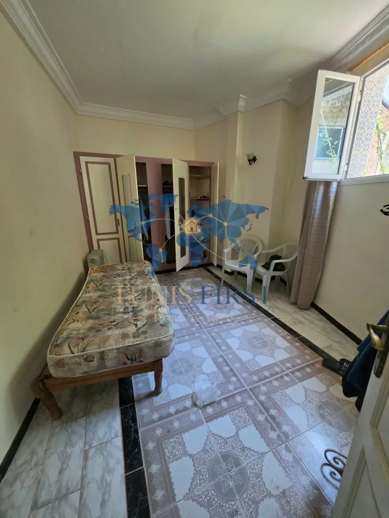 À vendre  Villa style El Bey à Tunis — Tunis centre ville