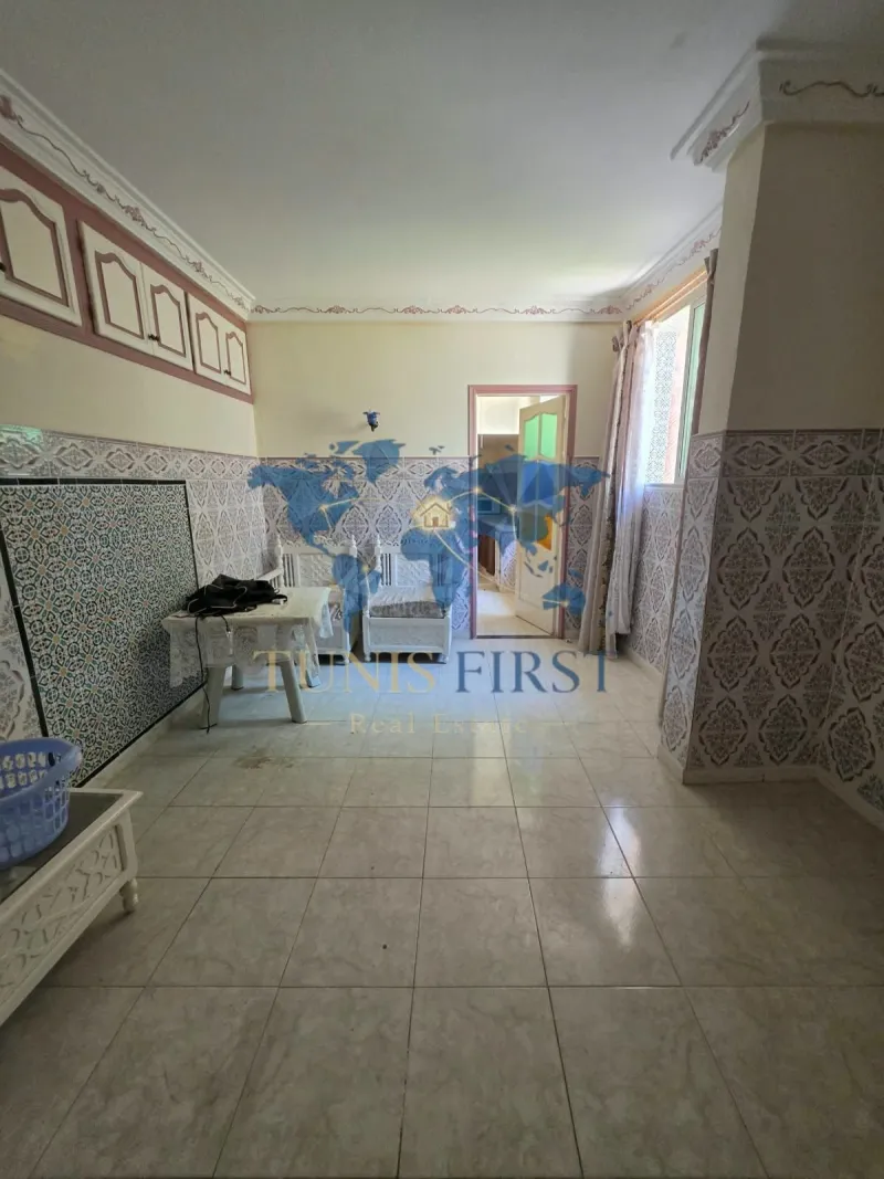 À vendre  Villa style El Bey à Tunis — Tunis centre ville