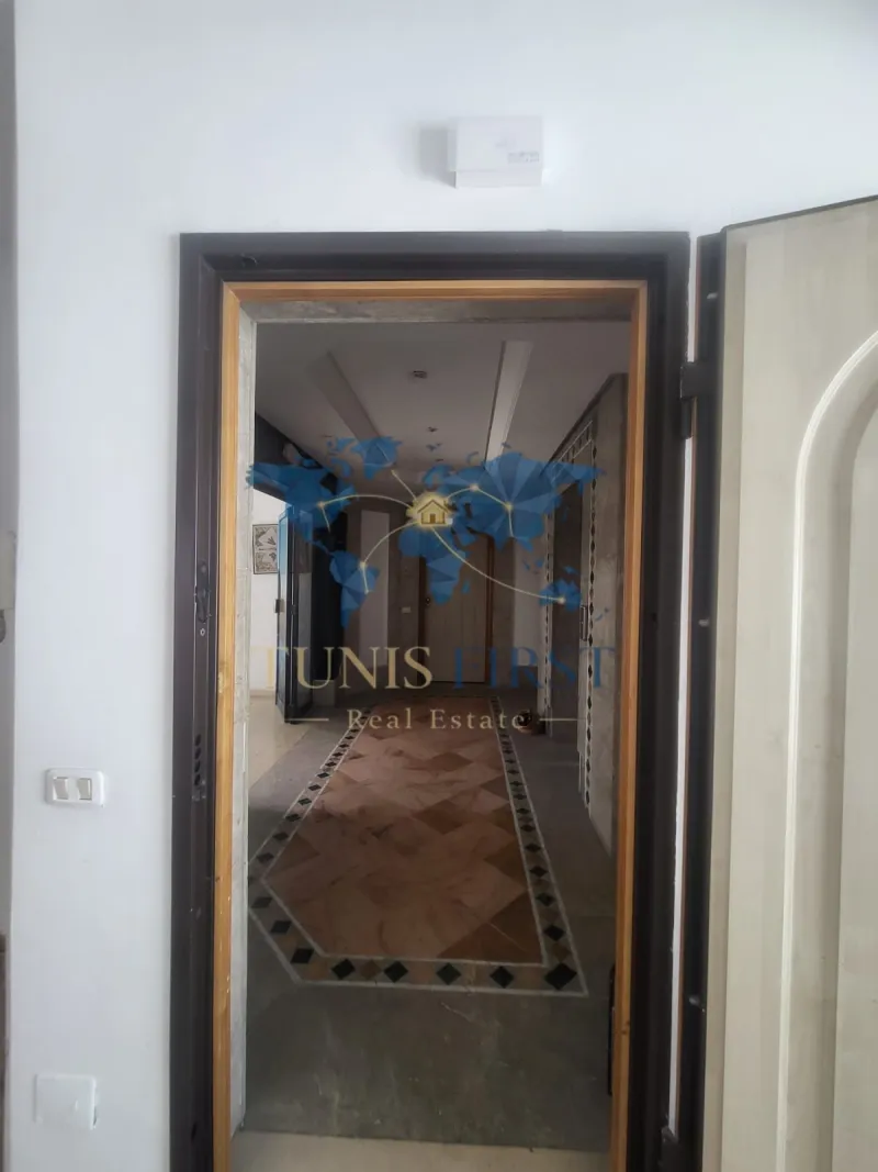 À Vendre Appartement S+2 aux Berges du Lac — Les berges du lac 1