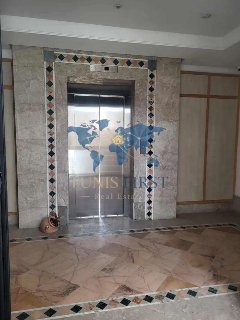 À Vendre Appartement S+2 aux Berges du Lac — Les berges du lac 1