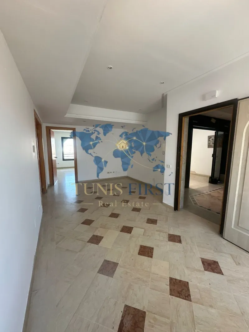 À Vendre Appartement S+2 aux Berges du Lac — Les berges du lac 1