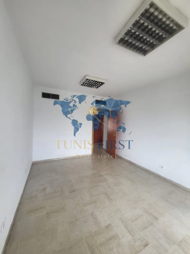 À Vendre Appartement S+2 aux Berges du Lac — Les berges du lac 1