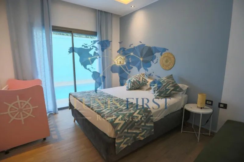 A louer RDC de Villa Meublée avec piscine à Carthage — Carthage