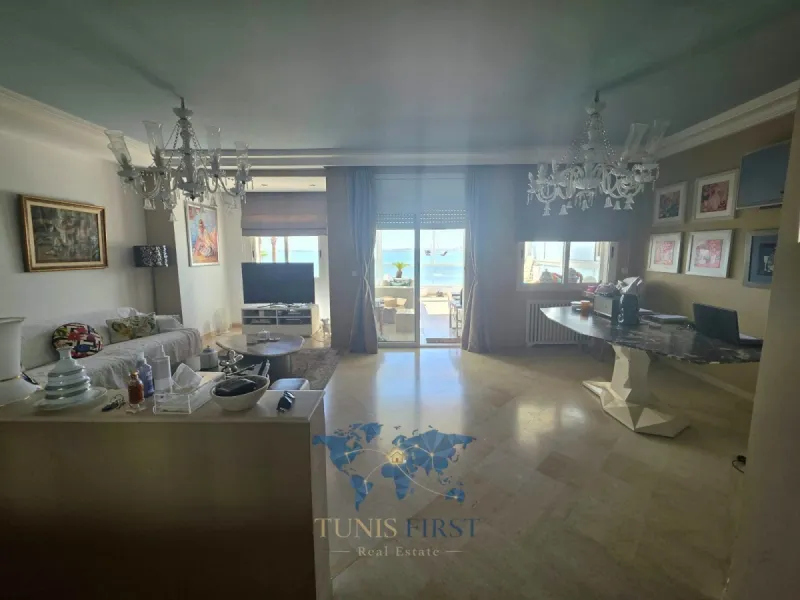 A Louer Appartement en Duplex Vide aux Berges du Lac 1 — Les berges du lac 1