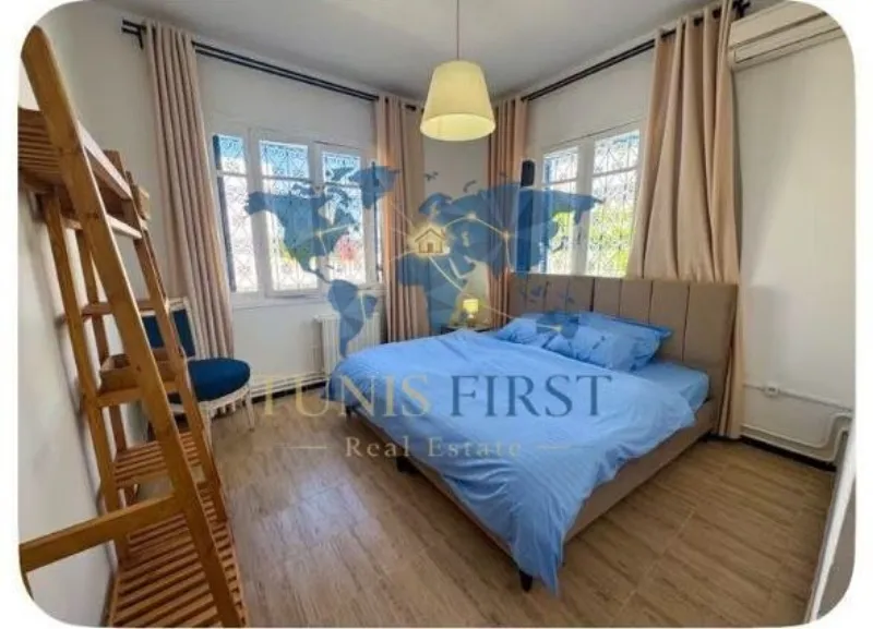 A Louer Etage de villa S+2 Meublé à La Marsa Plage — Marsa plage